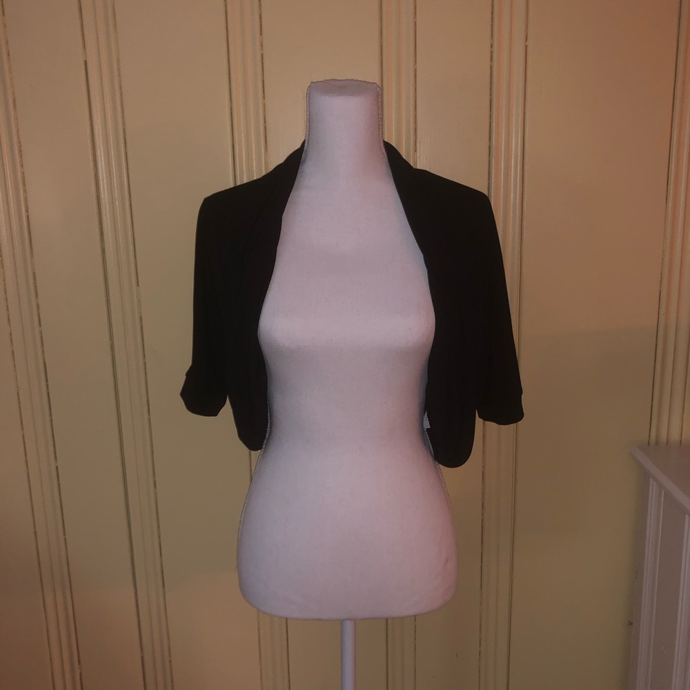 black shrug